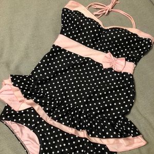 Sassy Pink Polka Dot Retro two-piece bathing suit